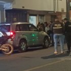 En el interior del vehículo, los agentes encontraron varios exámenes médicos que el Sr. Loján llevaba consigo