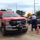 Miembros de los bomberos fueron hasta la institución luego de presentarse la novedad.