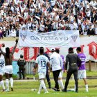 Los jugadores de Liga de Quito agradecieron el apoyo de su hinchada.