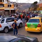 En Pelileo, hubo reclamos por el asesinato de un policía.