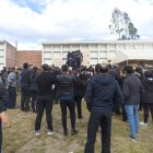 Mucha gente de la comunidad Chacata El Carmen dio el último adiós al doctor Pepito, como llamaban con cariño a su médico.