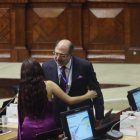 Kronfle será presidente del legislativo hasta 2025.