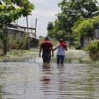 Según la ginecóloga Katita Hernández, el contacto con agua sucia en las inundaciones provocaría enfermedades por infección.