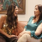 Pamela Sambrano y su mamá Gladys Cabrales, que debuta en la lid digital.