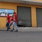 Atentaron contra locales en Bastión.