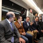 El Presidente Daniel Noboa y el alcalde de Quito, Pabel Muñoz, en el Metro de Quito.