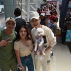 El Paico (derecha) aprovechó su primera vez en el metro para hacer un video.