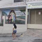 La unidad educativa está ubicada en la ciudadela Pájaro Azul, en el noroeste de Guayaquil.