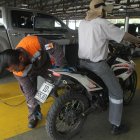 Extienden el plazo para la revisión vehicular.