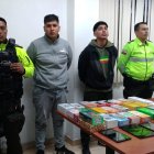 Los sospechosos fueron capturados mientras caminaban por la zona.