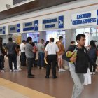 En la terminal terrestre de Machala se movilizan 15 mil personas diariamente previo a Navidad y fin de año.