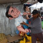 Los puestos de venta de monigotes se instalaron desde el 26 de diciembre en algunos sectores de Quito.