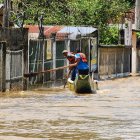 Las calles han quedado anegadas tras el desbordamiento.