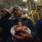 Miles de devotos llegaron hasta el Centro Histórico de Quito para pedir por la paz en Ecuador.
