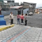Los lugareños contactaron con EXTRA para evidenciar la situación que los afecta en esta calle del barrio San Juan, en el Centro Histórico de Quito.