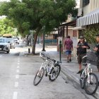 Policías realizaban rondas en la zona la mañana de este jueves 4 de enero.