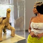 Conny Garcés dice que está feliz en las islas Galápagos, con su amigo George 8la tortuga).