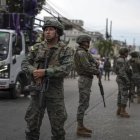 Se detallan excepciones y se aconseja cooperar con las autoridades en caso de detención durante este período.