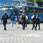 La Policía Nacional informó que aprehendió a varios sujetos por diferentes delitos en Loja.