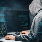 Referencial: un virus se propaga a través de tuits sobre ola criminal en Ecuador.