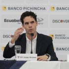 Alcacer reemplaza a Luis Zubeldía, quien dejó el club albo.