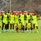 Barcelona seguirá entrenando en Guayaquil hasta el lunes 15 de enero del 2024, el 16 parten a Estados Unidos.