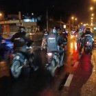 Policías se dirigían al complejo carcelario.