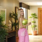 Como solista  

eligió incursionar en la música nacional y en la rocolera, géneros que siempre le gustaron, pero al estar en los grupos, no podía hacer.