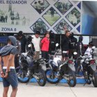 Tres motos fueron decomisadas en la detención de los sujetos.