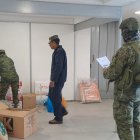 En la cámara de la Industria sigue el centro de acopio para receptor víveres y vituallas para la fuerza del orden.