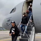 El avión de la Fuerza Aérea Argentina aterrizó a las 09:30 de ayer en Guayaquil, trasladando a ocho personas, de las cuales cinco son familiares de Fito.CORTESÍA