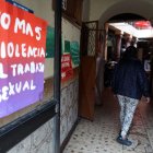 En uno de los hostales del Centro Histórico de Quito, la afluencia de sexoservidoras disminuyó.