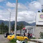 El cuerpo del adulto mayor fue trasladado al Centro Forense de Cuenca para determinar la causa de muerte.