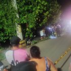 Agentes de la Dinased levantaron el cuerpo de Darwin Aquino y cinco indicios balísticos.