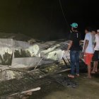 El fuego dentro de una unidad educativa alarmó a los habitantes del cantón Ventanas.