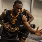 Los jugadores de Barcelona se preparan para el inicio de la LigaPro, el 16 de febrero de 2024.