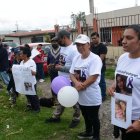 Los seres queridos de la víctima hicieron plantones constantes para exigir que el caso se indague lo más rápido posible.