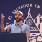 Nayib Bukele se autoproclama ganador de las elecciones en El Salvador.