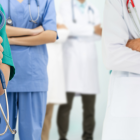 Referencial: el IESS cuenta con profesionales médicos.