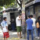 Vecinos y parientes del menor mostraron su tristeza por el crimen.