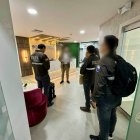 Los peritos llegaron a las oficinas y recabaron información y equipos sobre la corrupción en la petrolera estatal.