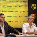 Antonio Álvarez (i) y Raúl Chávez hablaron en rueda de prensa sobre el interventor