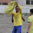 David Vela y la dedicatoria del gol a su madre que estaba de cumpleaños.