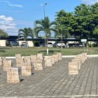 Los camiones y la ilegal sustancia decomisados la tarde del viernes 8 de marzo de 2024.