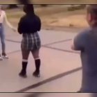 Segundos antes de que inicie la brutal pelea