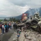 El tanquero se volcó en El Cajas, Otavalo. Una persona perdió la vida.