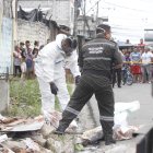 Los dos sacos de yute en los que encontraron las partes humanas estaban en medio de la basura, en una esquina de la parroquia Pascuales.