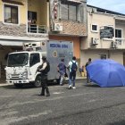 La víctima quedó tendida en el piso