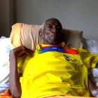 Orly Klinger vive en un ancianato. Hace tres años sufrió la amputación de su pierna izquierda.