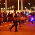 El procedimiento en el parqueadero del estadio La Cocha.